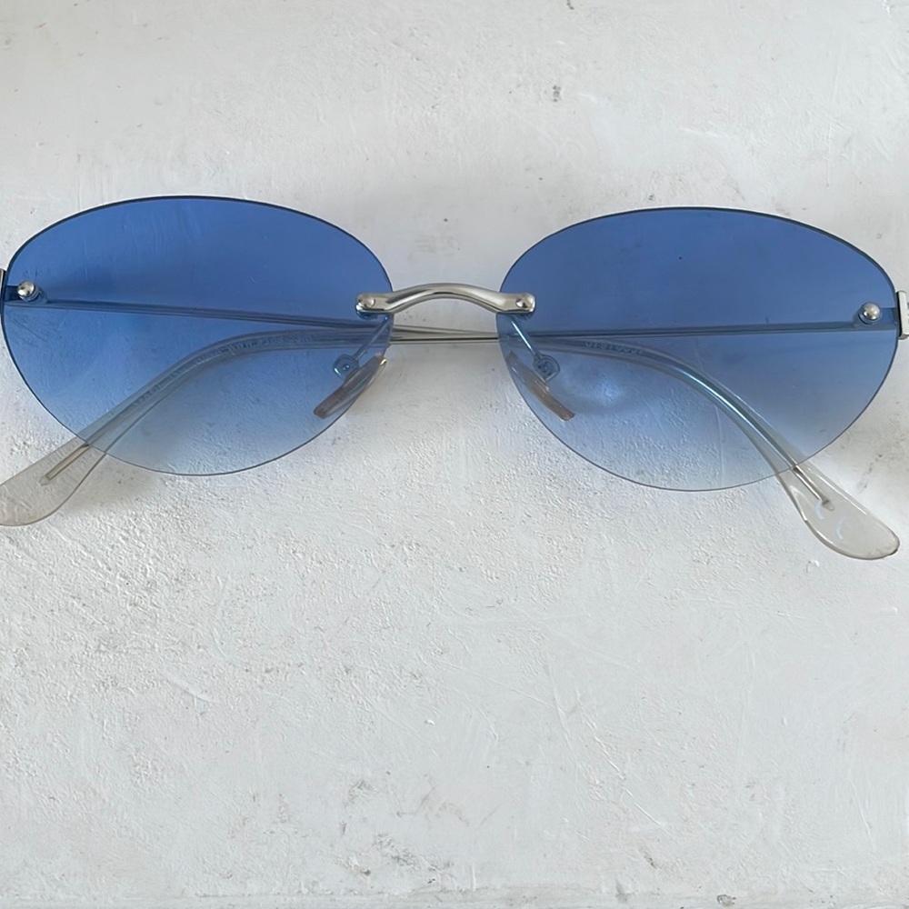 Men’s Oval Shaped Sunglasses